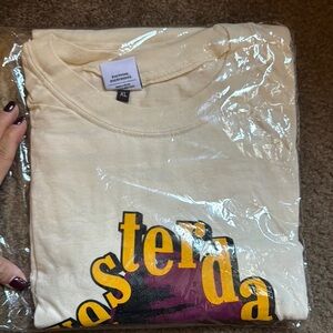 Free Shipping ✨Yesterday Graphic Tee XL